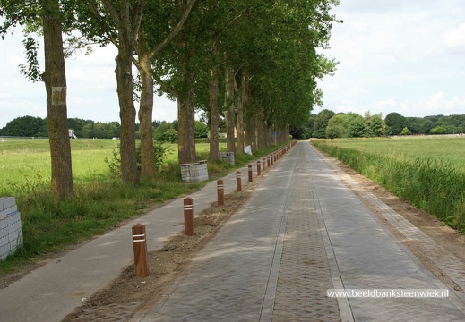 Onderduikersweg